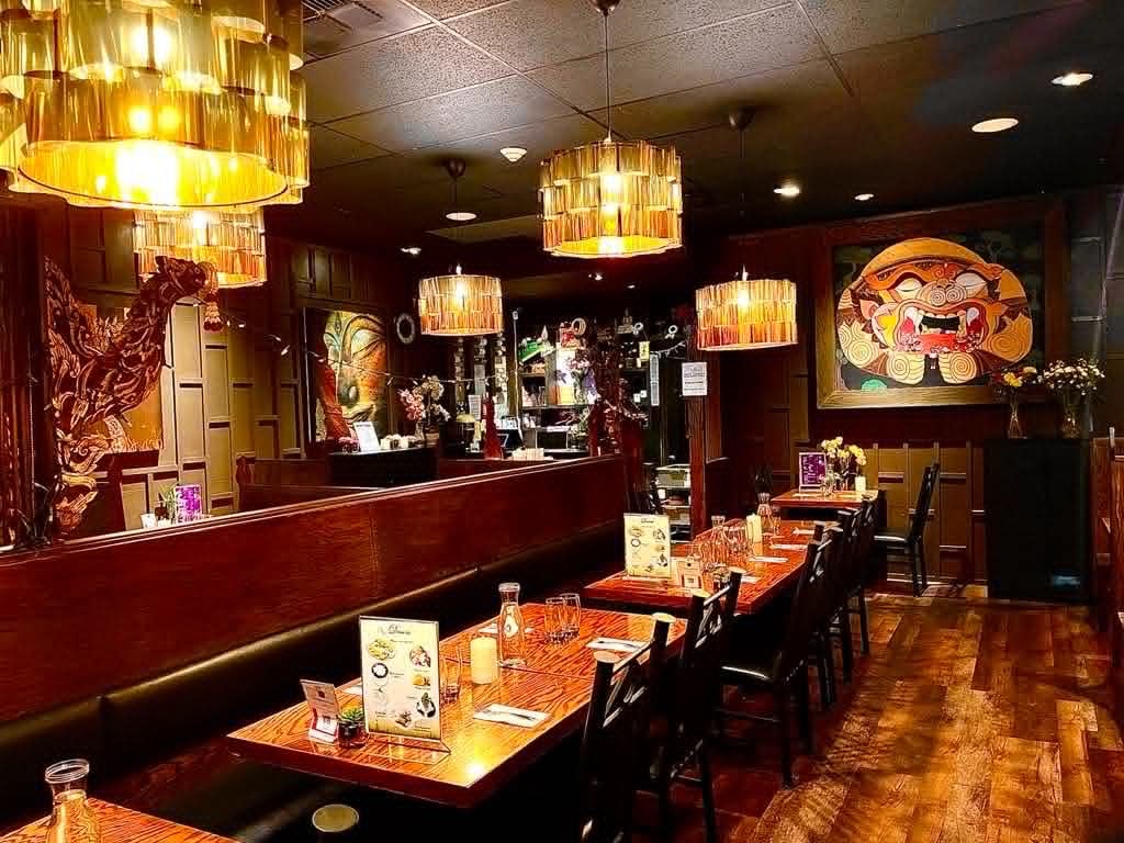 Kirkland restaurant interior